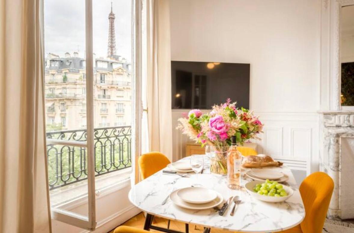 Luxury Suites Tour Eiffel Best View ปารีส ภายนอก รูปภาพ
